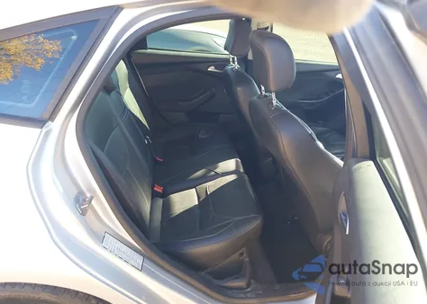 2016 Ford Focus Se из США, поврежденный, VIN 1FADP3K23GL312129